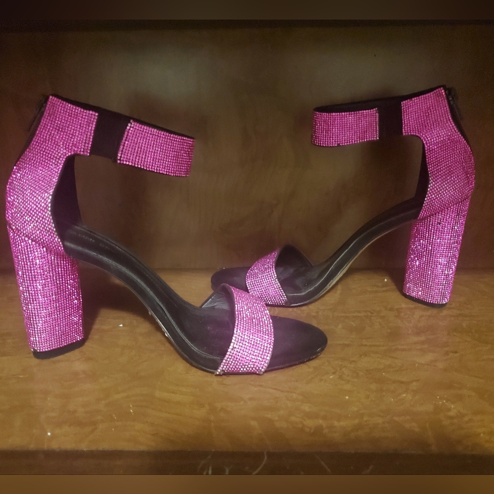 Gianni Bini | Hot Pink Dazzling Sparkly 💗 4 Inch Block Heels - Size: 9 - Picture 8 of 11